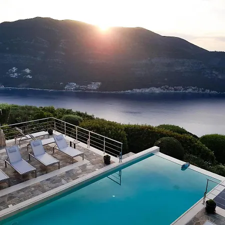 Sundance - Fabulous & Large 4-bedroom Private *