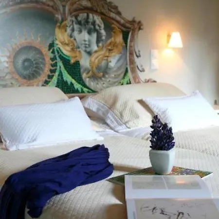 Villa Sundance - Fabulous & Large 4-bedroom Private Sivota