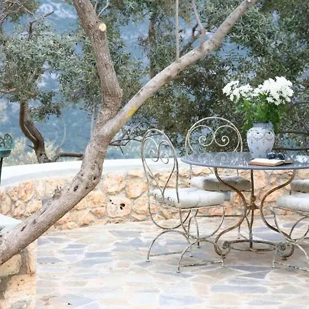 Sundance - Fabulous & Large 4-bedroom Private Villa *