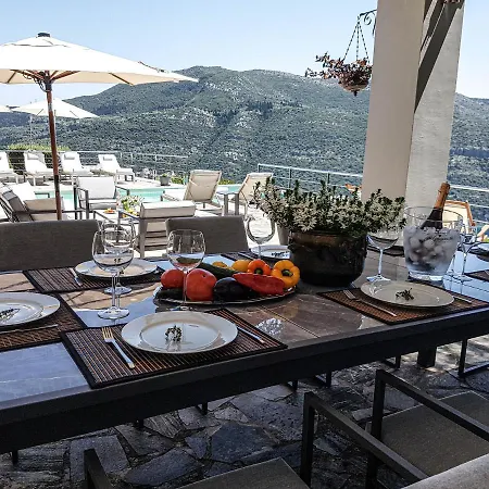 Sundance - Fabulous & Large 4-bedroom Private Sivota