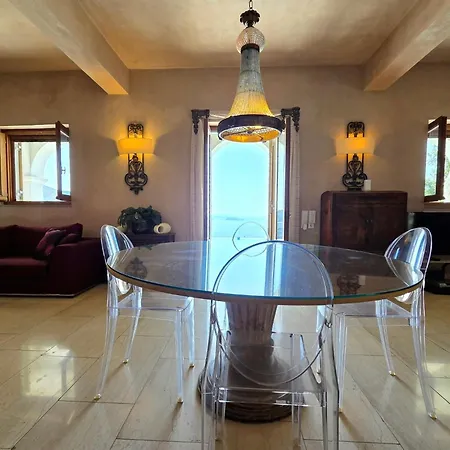 Villa Sundance - Fabulous & Large 4-bedroom Private *